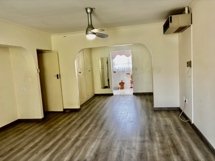 3 Bedroom Property for Sale in Flamwood North West